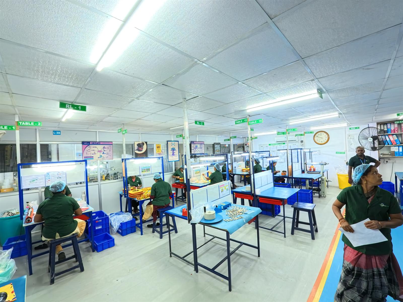 Factory workstation unit