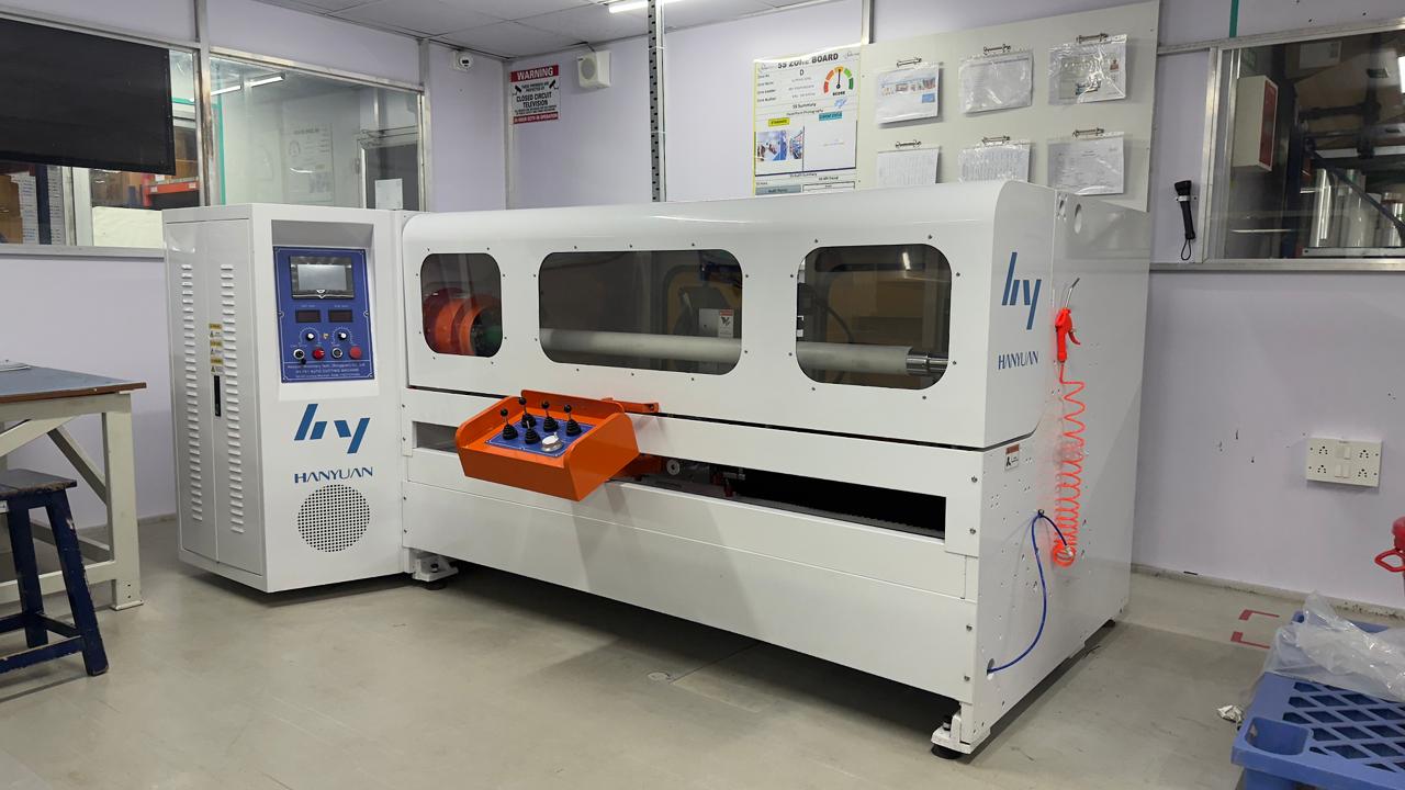 High-accuracy slitting machine by HANYUAN